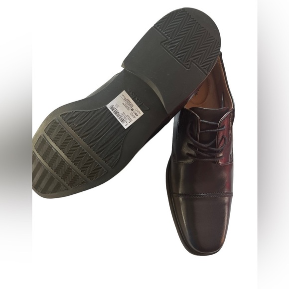 26. NWT Colletion by ClarksMen's Tilden Cap Toe Oxford 9 - Picture 4 of 5